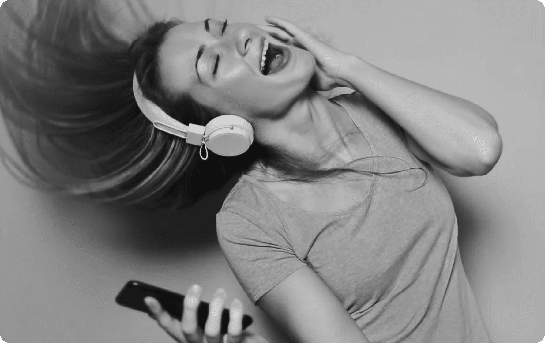 XX59 headphones slide 1